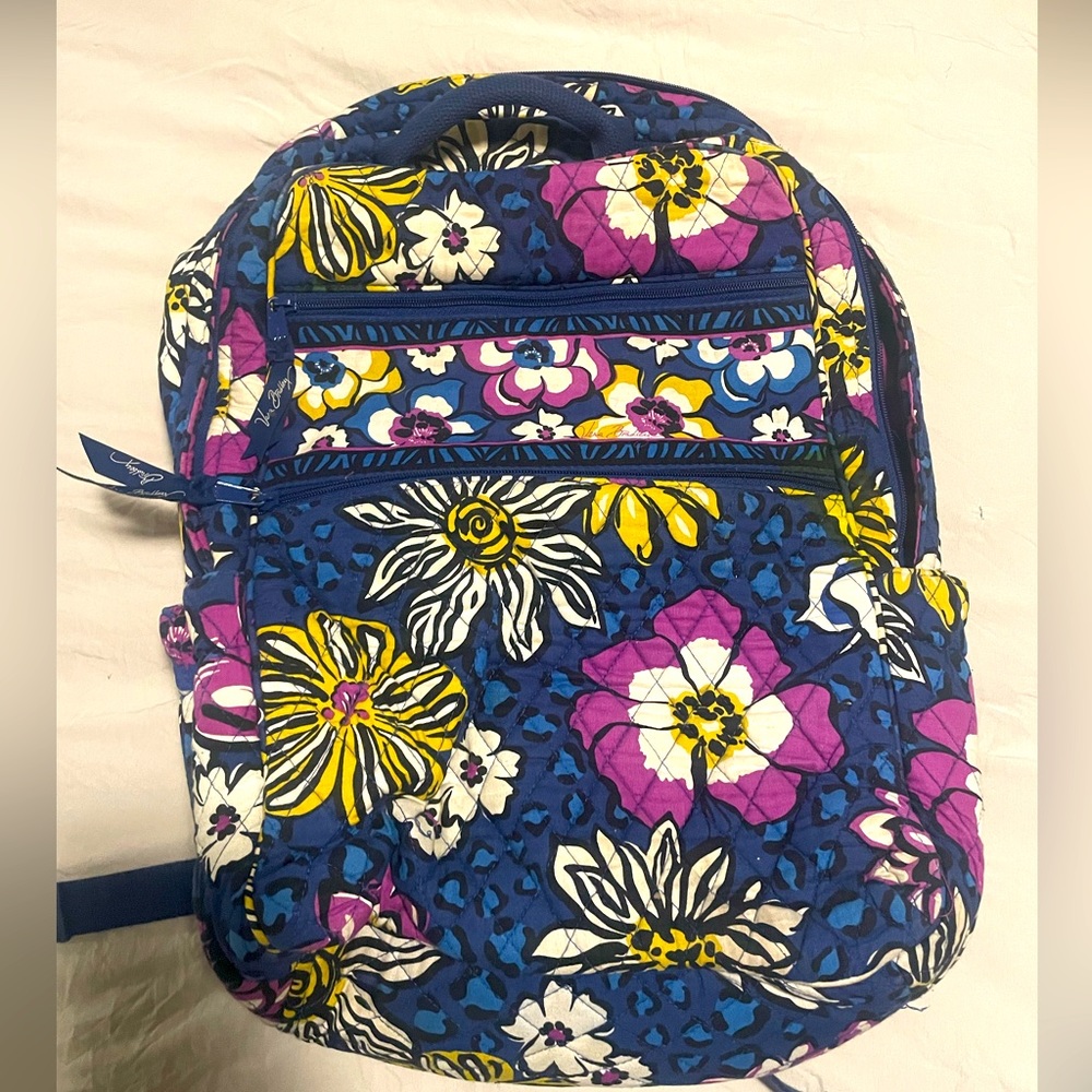 🌟 Vera Bradley Large Backpack🌟